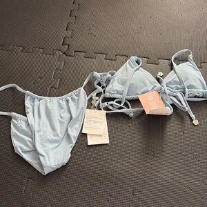 Dippin daisies blue bikini set! Size small